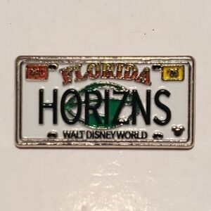 Disney Pin Trading Horizons Florida License Plate Hidden Mickey Pin Collection